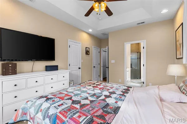 $389,000 | 4623 Shenandoah Avenue, Unit 1B, St. Louis, MO 63110