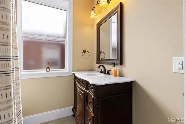 $389,000 | 4623 Shenandoah Avenue, Unit 1B, St. Louis, MO 63110