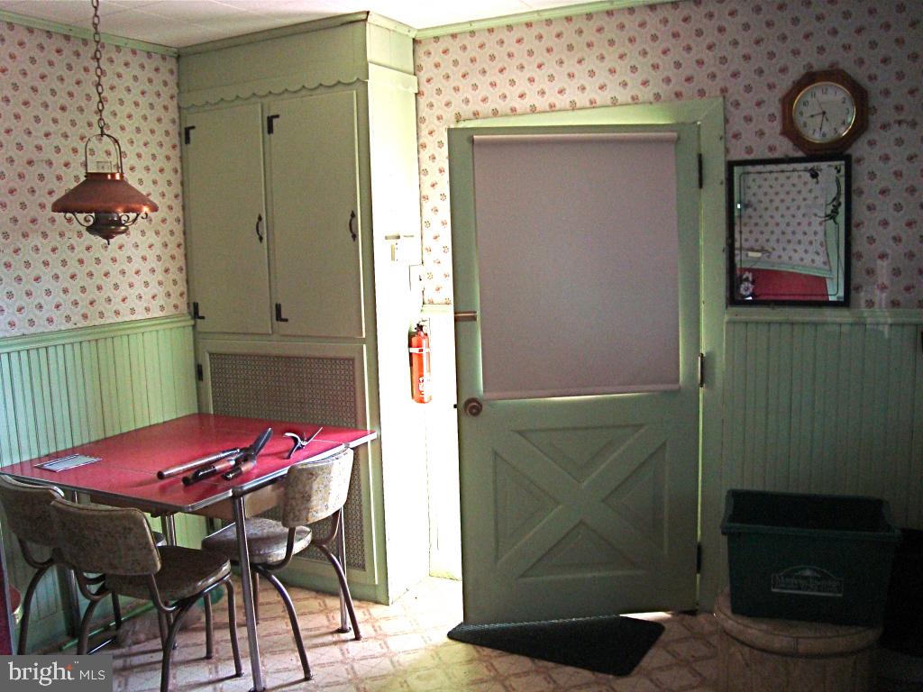 1710 Eden Road Lancaster, PA 17601 - Photo 4 of 22