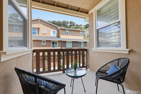 $950,000 | 206 East Crystal Cove Terrace, San Francisco, CA 94134