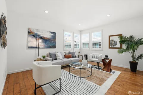 $950,000 | 206 East Crystal Cove Terrace, San Francisco, CA 94134