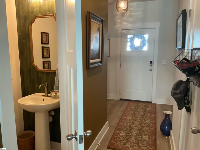 $283,900 | 107 Cobden Court, Simpsonville, SC 29681