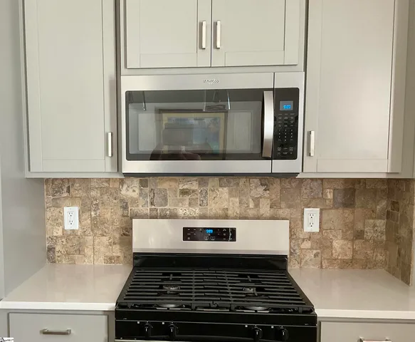 $279,900 | 107 Cobden Court, Simpsonville, SC 29681