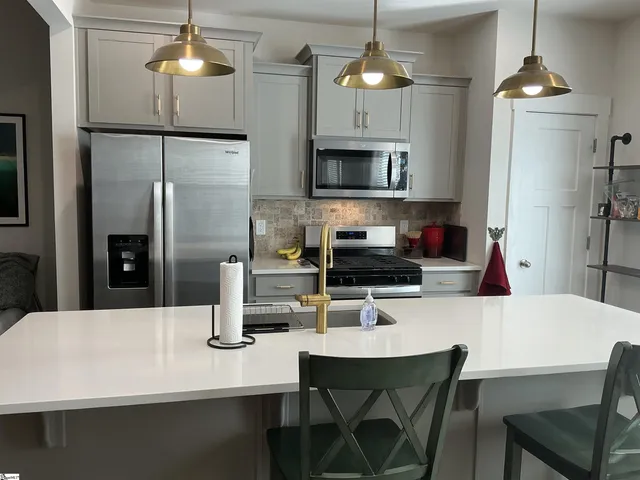 $279,900 | 107 Cobden Court, Simpsonville, SC 29681