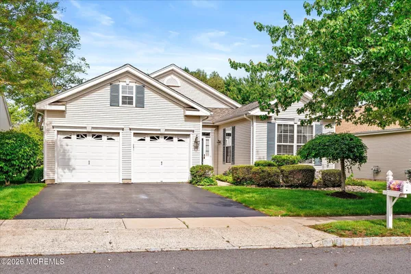 $575,000 | 10 Powderhorn Way, Allentown, NJ 08501