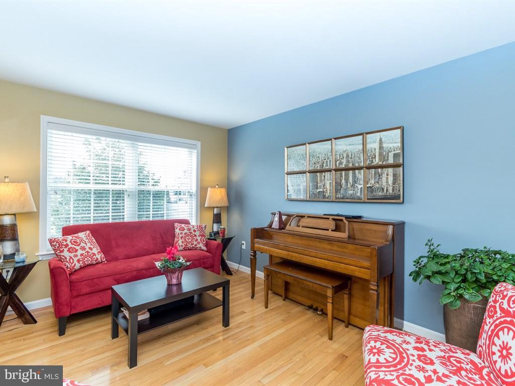 649 Wallingford Road Lititz, PA 17543 - Photo 14 of 28