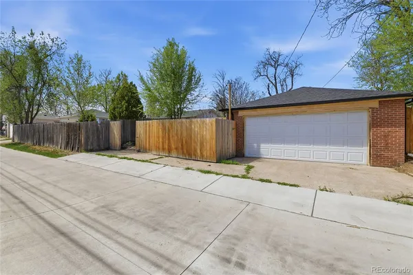 $555,000 | 1168 Alton Street, Aurora, CO 80010