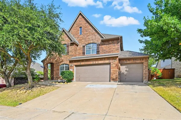$500,000 | 10105 Renwick Cove, Fort Worth, TX 76244
