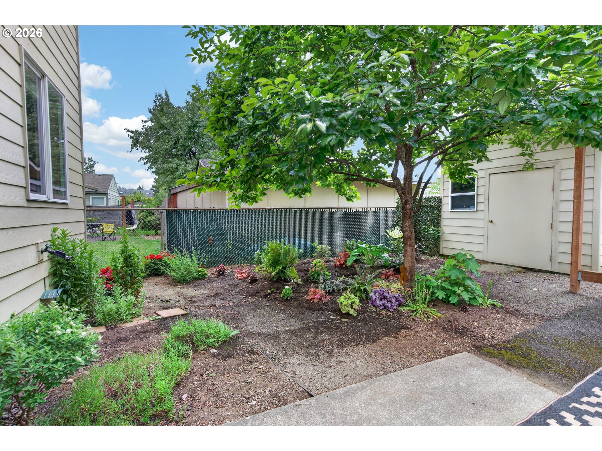 6628 Southeast Reedway Street Portland, OR 97206 - Photo 28 of 33