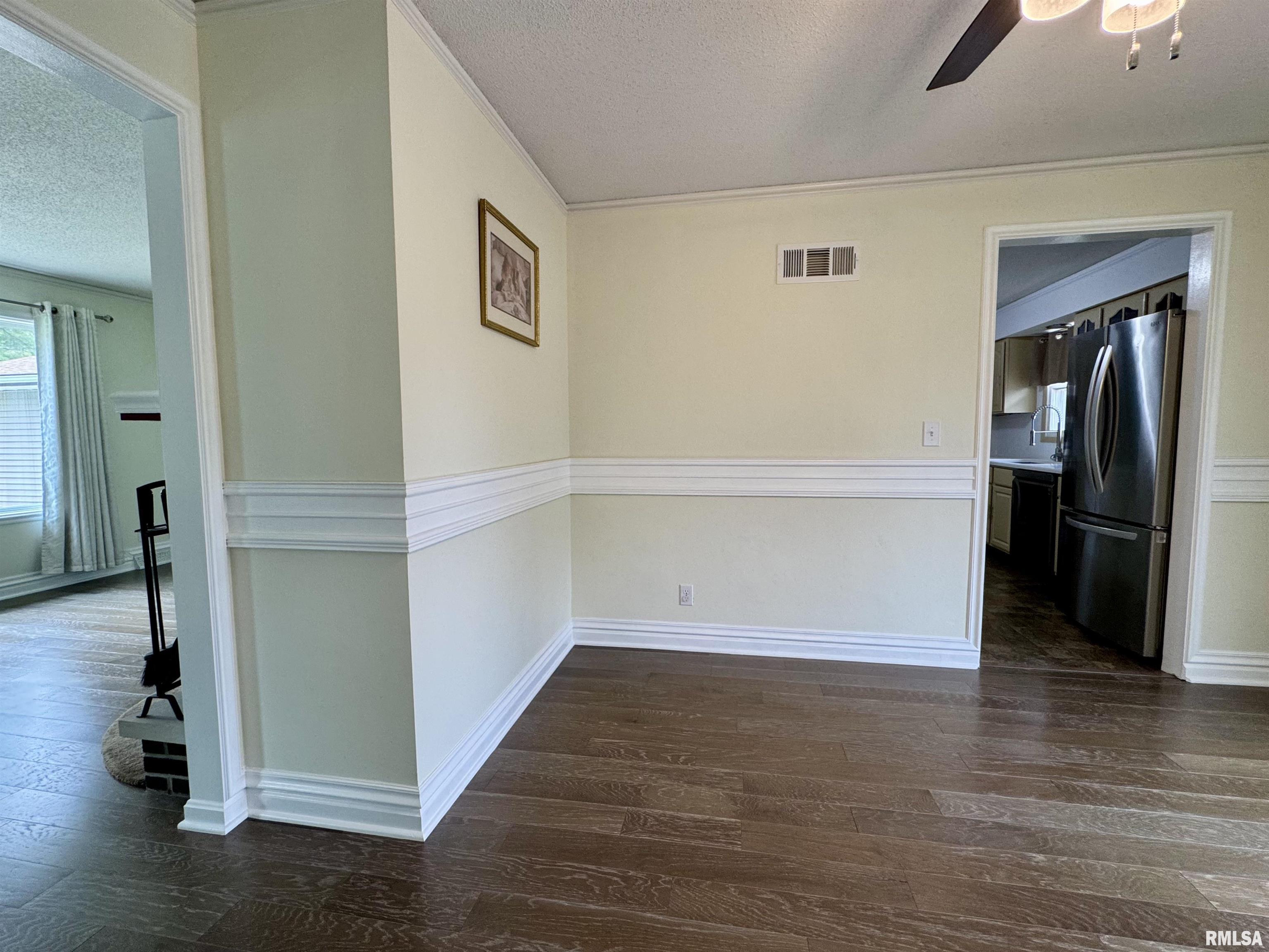 2313 Maple Avenue Macomb, IL 61455 - Photo 12 of 49