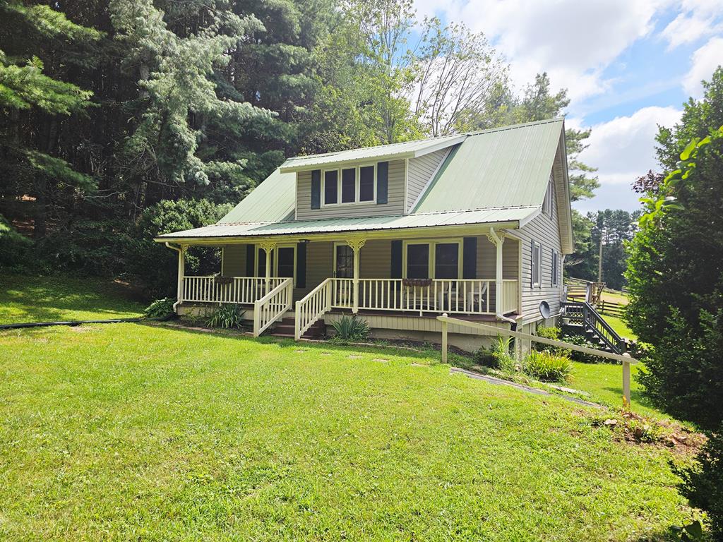 133 Soapstone Road Galax, VA 24333 - Photo 3 of 49 Gallery Image 3