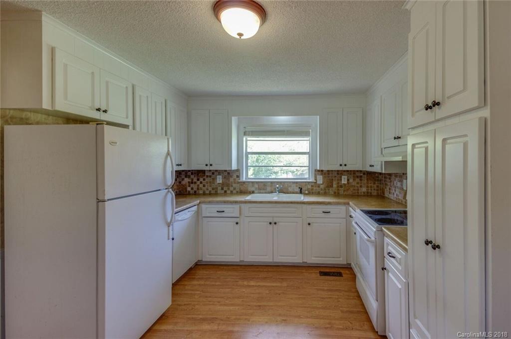 19905 Davidson-Concord Road Davidson, NC 28036 - Photo 12 of 36 Gallery Image 12