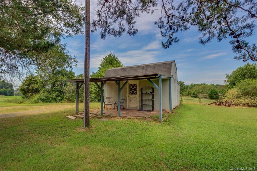 19905 Davidson-Concord Road Davidson, NC 28036 - Photo 8 of 36 Gallery Image 8
