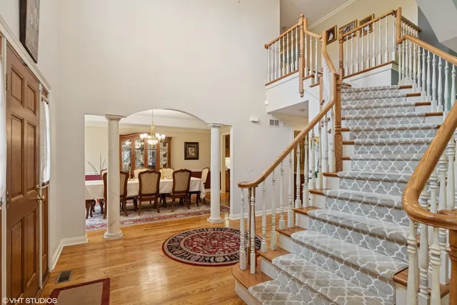a view of entryway livingroom and hall