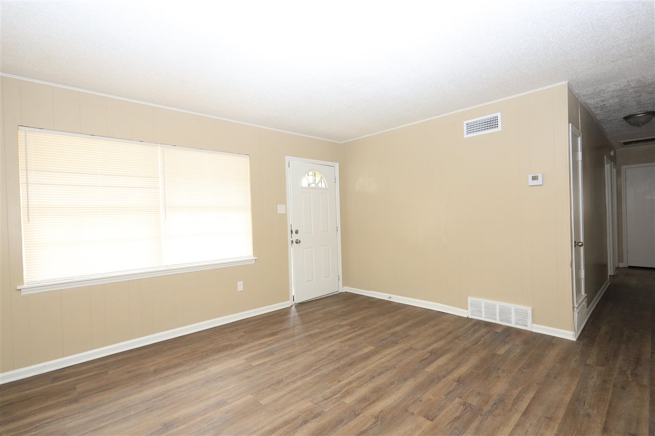 3822 Ford Road Memphis, TN 38109 - Photo 2 of 8