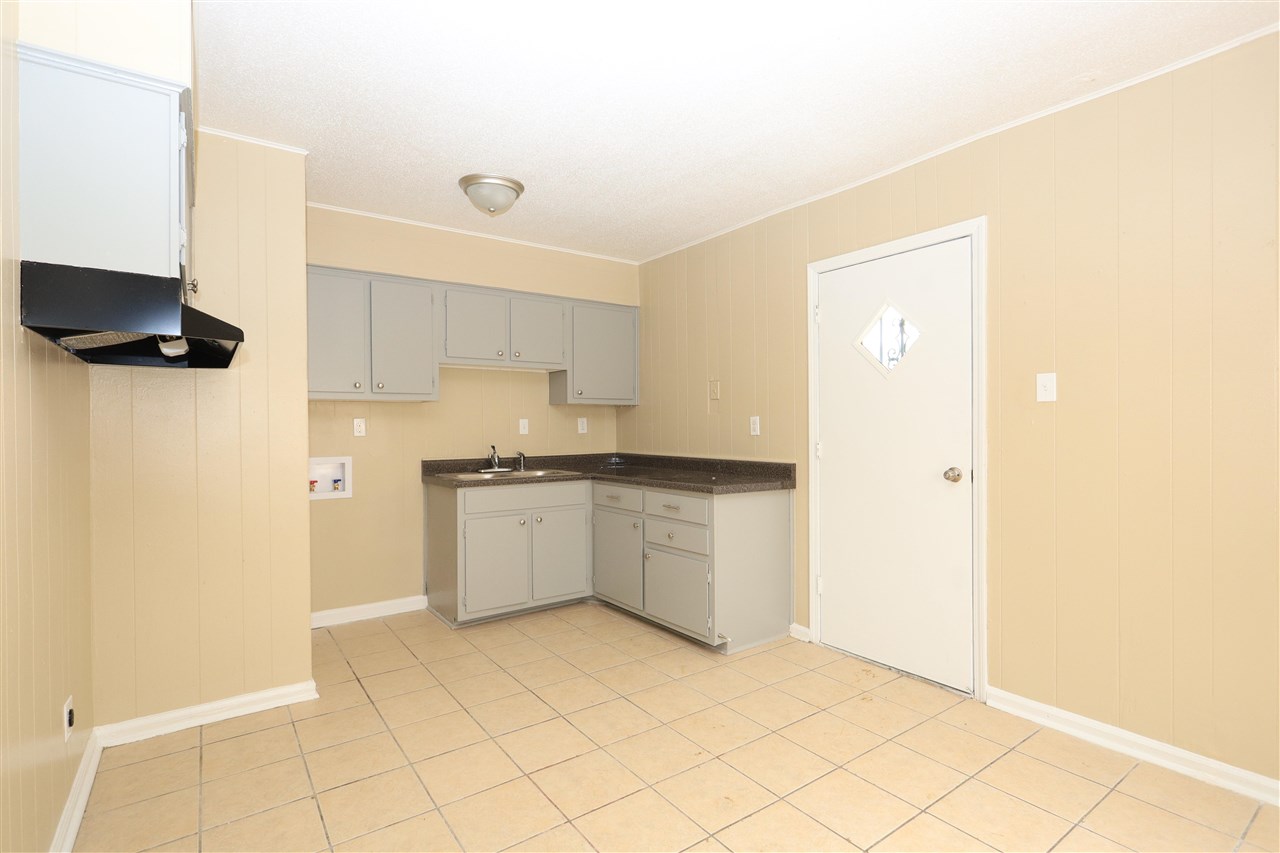 3822 Ford Road Memphis, TN 38109 - Photo 3 of 8