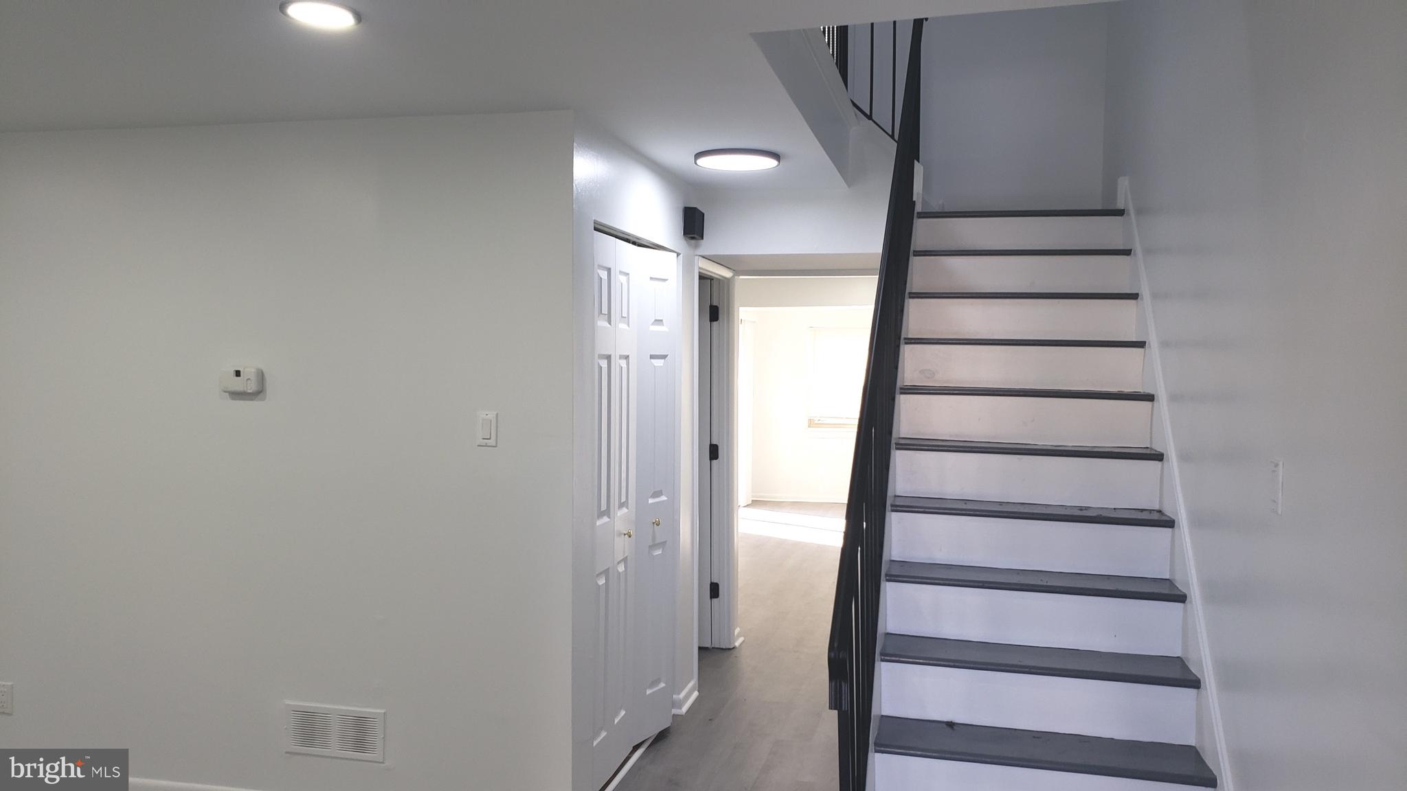1906 Chelmsford Circle Newark, DE 19713 - Photo 4 of 14 a view of entryway with stairs