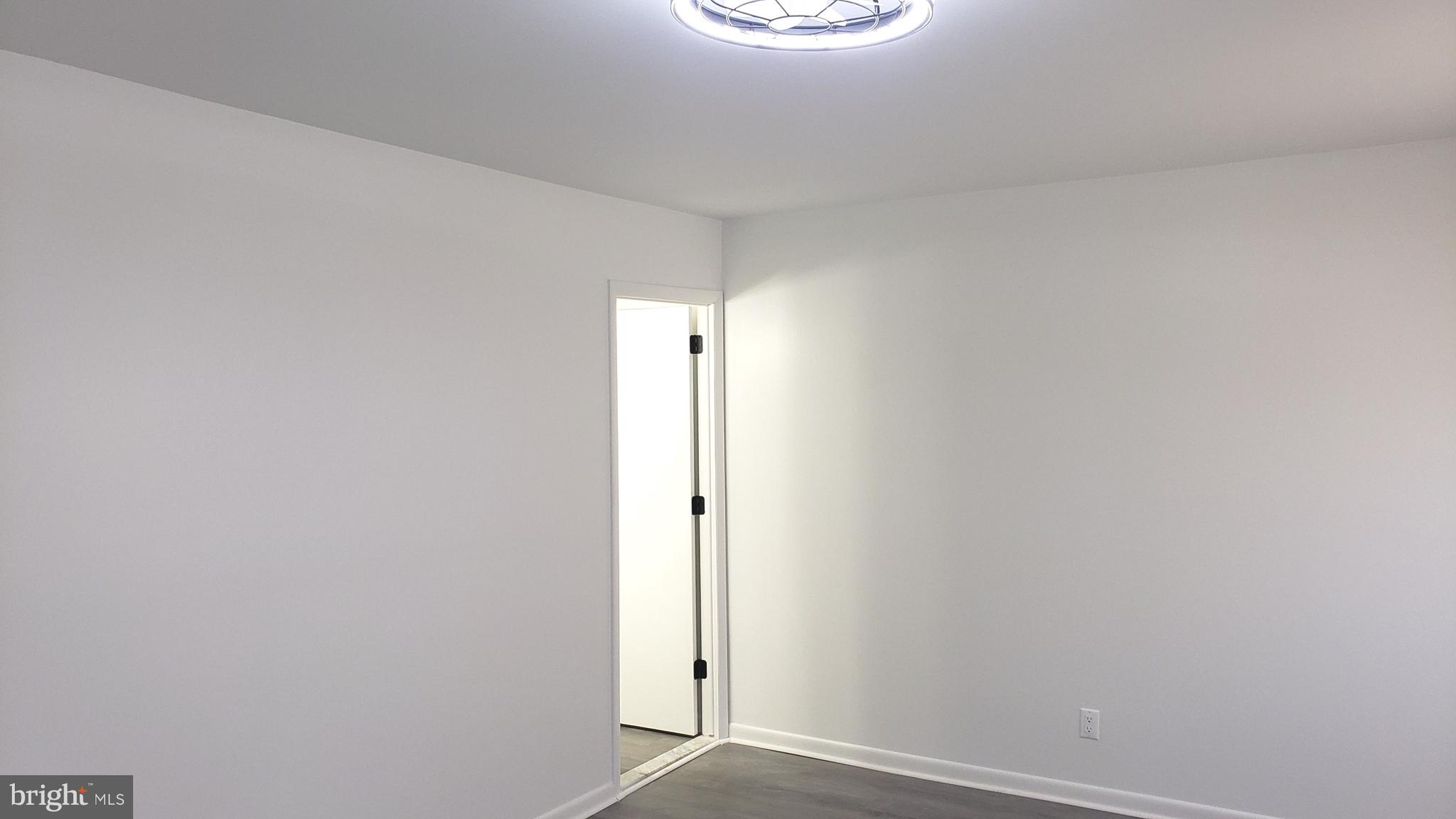 1906 Chelmsford Circle Newark, DE 19713 - Photo 10 of 14 a view of an empty room