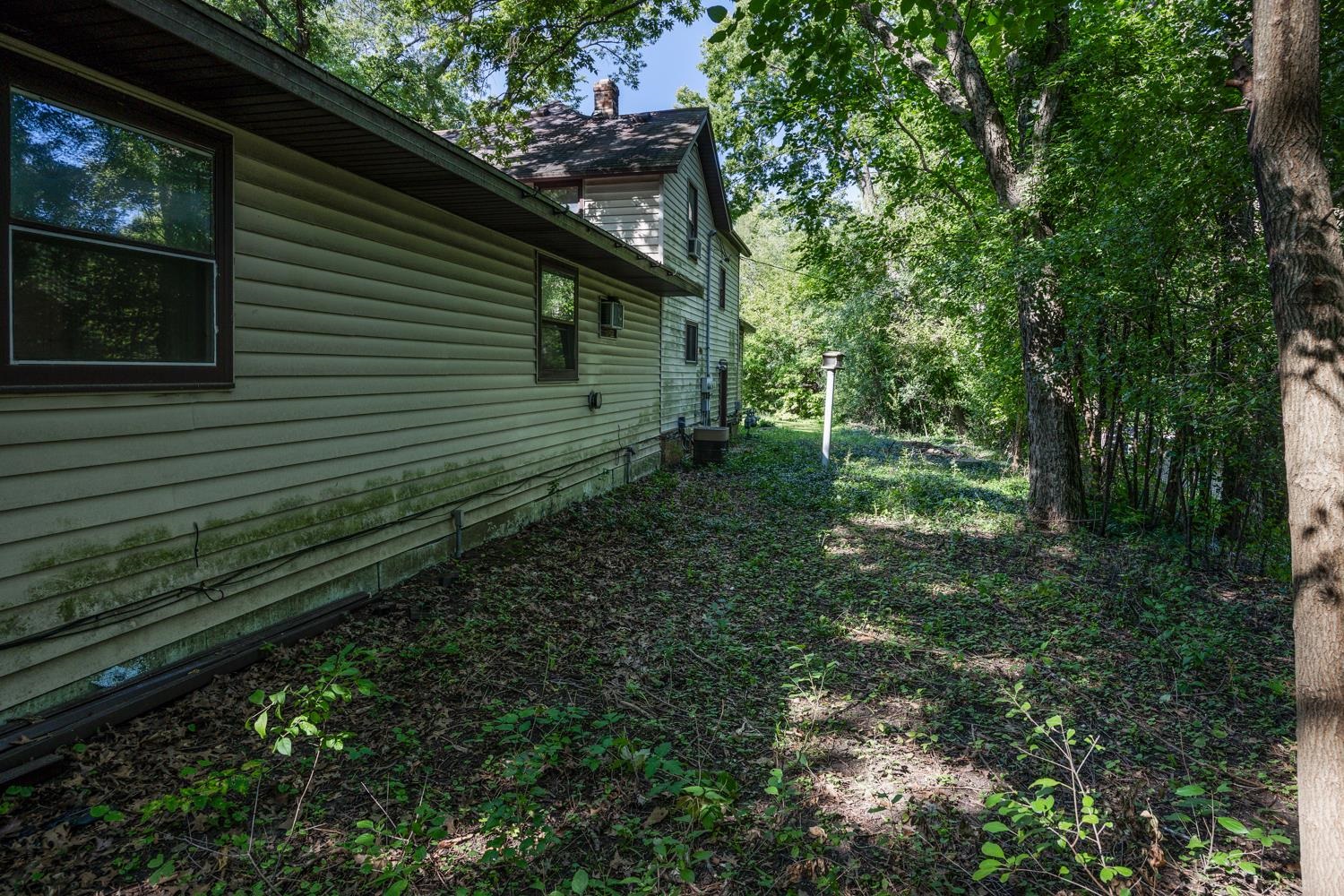 2879 South Riverside Drive Beloit, WI 53511 - Photo 35 of 35