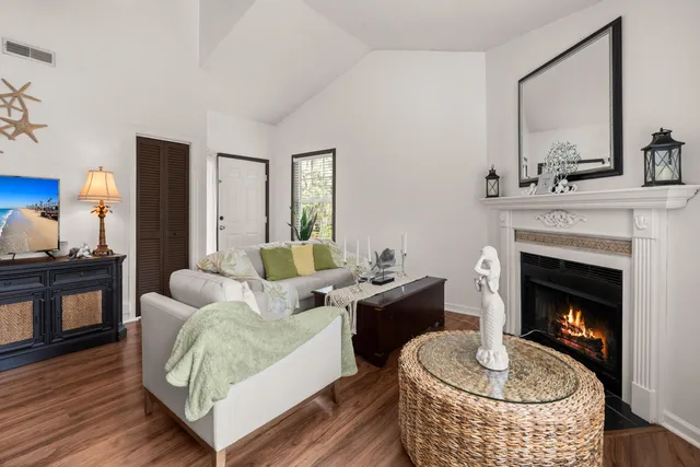 $200,000 | 7921 Cricket Court, Unit 305E, North Charleston, SC 29418