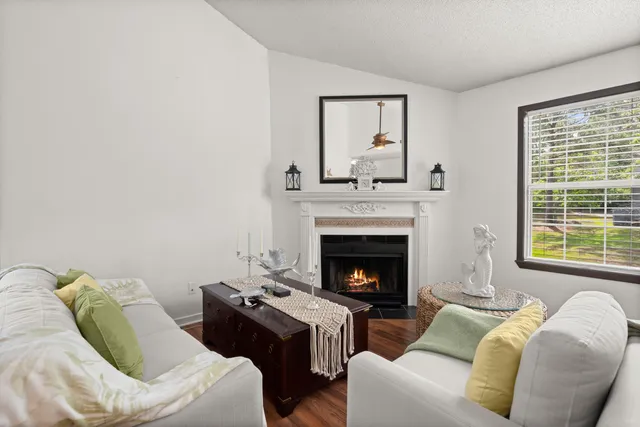 $200,000 | 7921 Cricket Court, Unit 305E, North Charleston, SC 29418