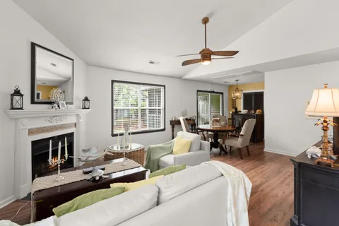 $200,000 | 7921 Cricket Court, Unit 305E, North Charleston, SC 29418