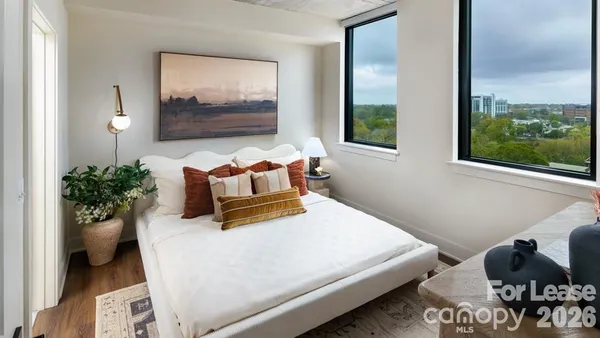 $3,680 | 124 East Kingston Avenue, Unit B1B, Charlotte, NC 28203