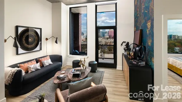 $3,680 | 124 East Kingston Avenue, Unit B1B, Charlotte, NC 28203