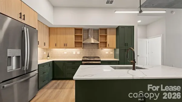 $3,680 | 124 East Kingston Avenue, Unit B1B, Charlotte, NC 28203