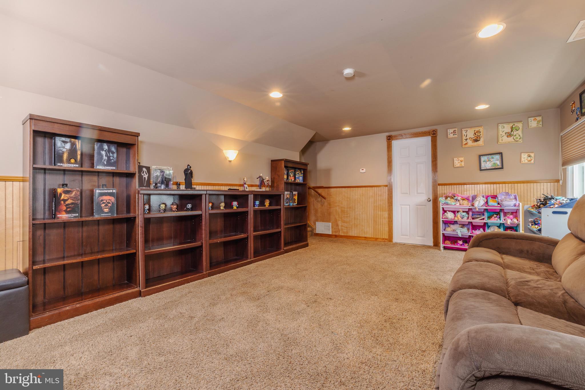 19 Woodbrook Road Blackwood, NJ 08012 - Photo 16 of 26