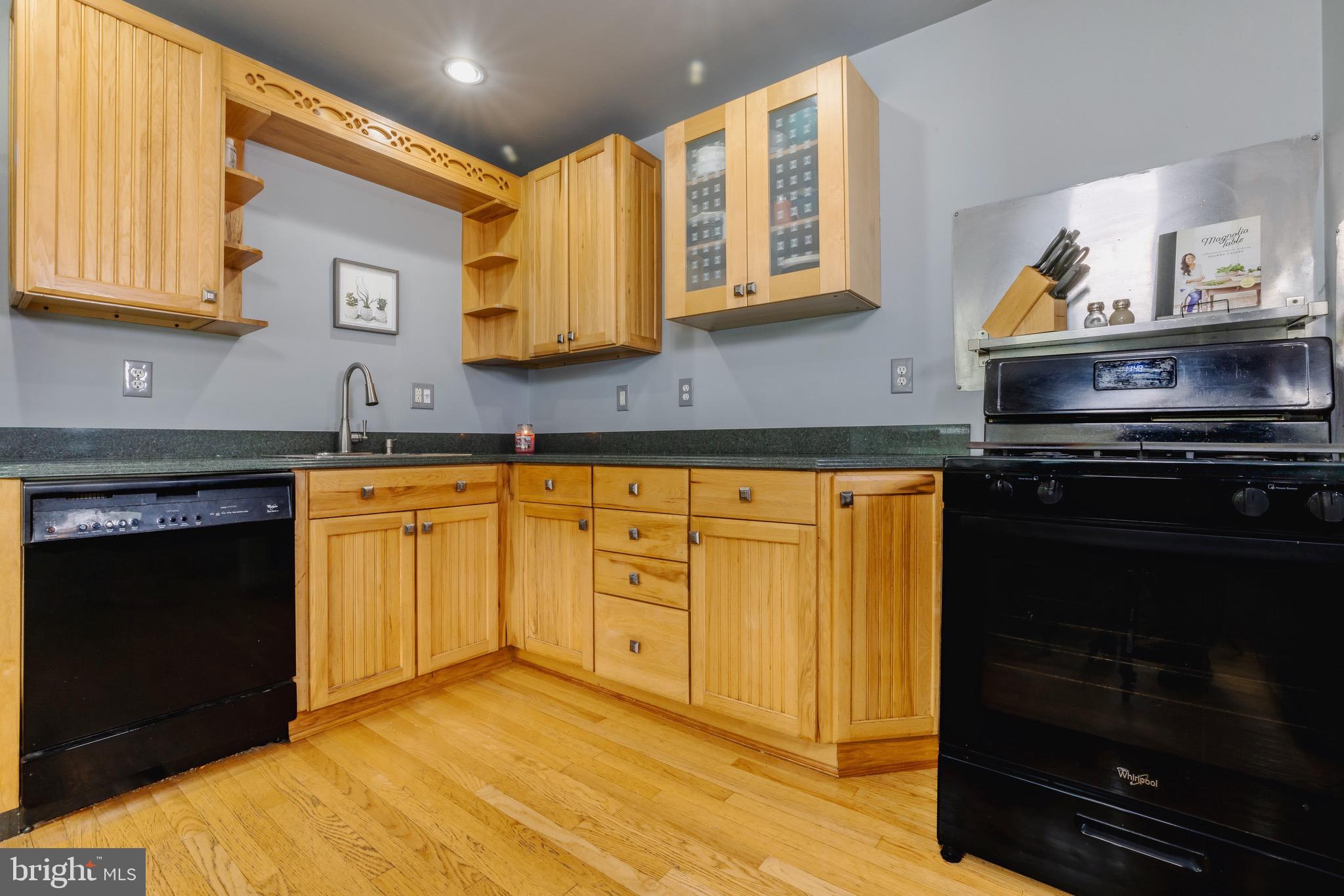 19 Woodbrook Road Blackwood, NJ 08012 - Photo 6 of 26