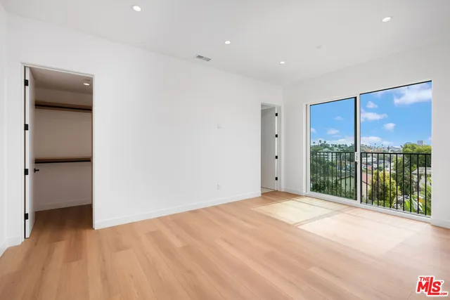 $6,495 | 726 Robinson Street, Unit 2, Los Angeles, CA 90026