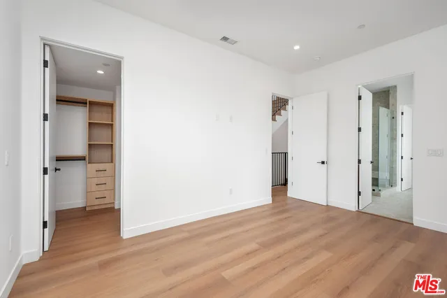 $6,495 | 726 Robinson Street, Unit 2, Los Angeles, CA 90026