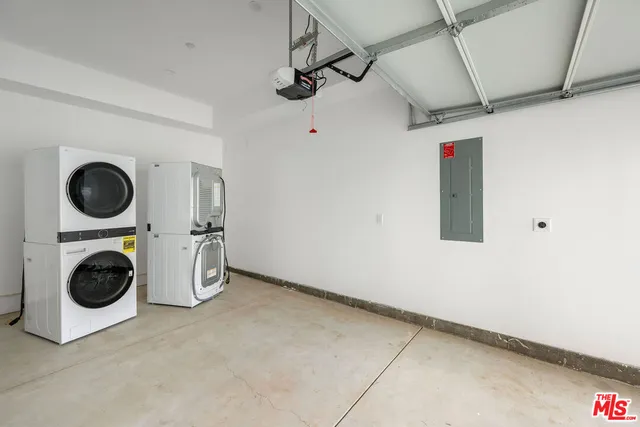 $6,495 | 726 Robinson Street, Unit 2, Los Angeles, CA 90026