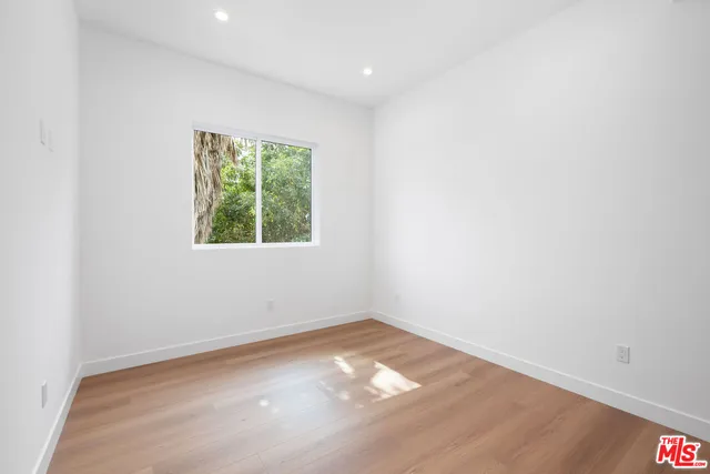 $6,495 | 726 Robinson Street, Unit 2, Los Angeles, CA 90026