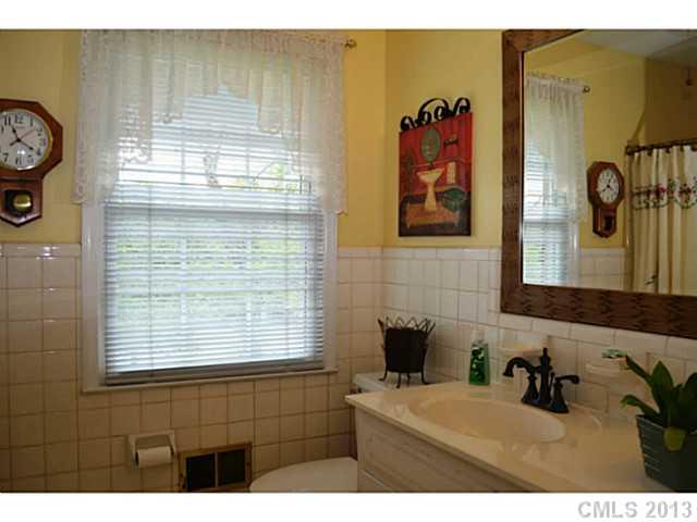 7126 Park Road Charlotte, NC 28210 - Photo 14 of 16 Gallery Image 14