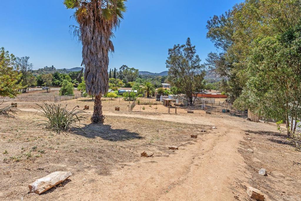 5434 Rainbow Heights Road Fallbrook, CA 92028 - Photo 35 of 39