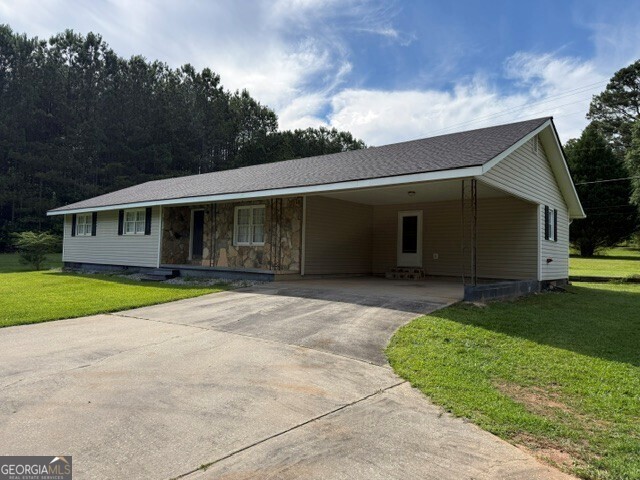 341 Sanders-Davis Road Newnan, GA 30263 - Photo 2 of 16