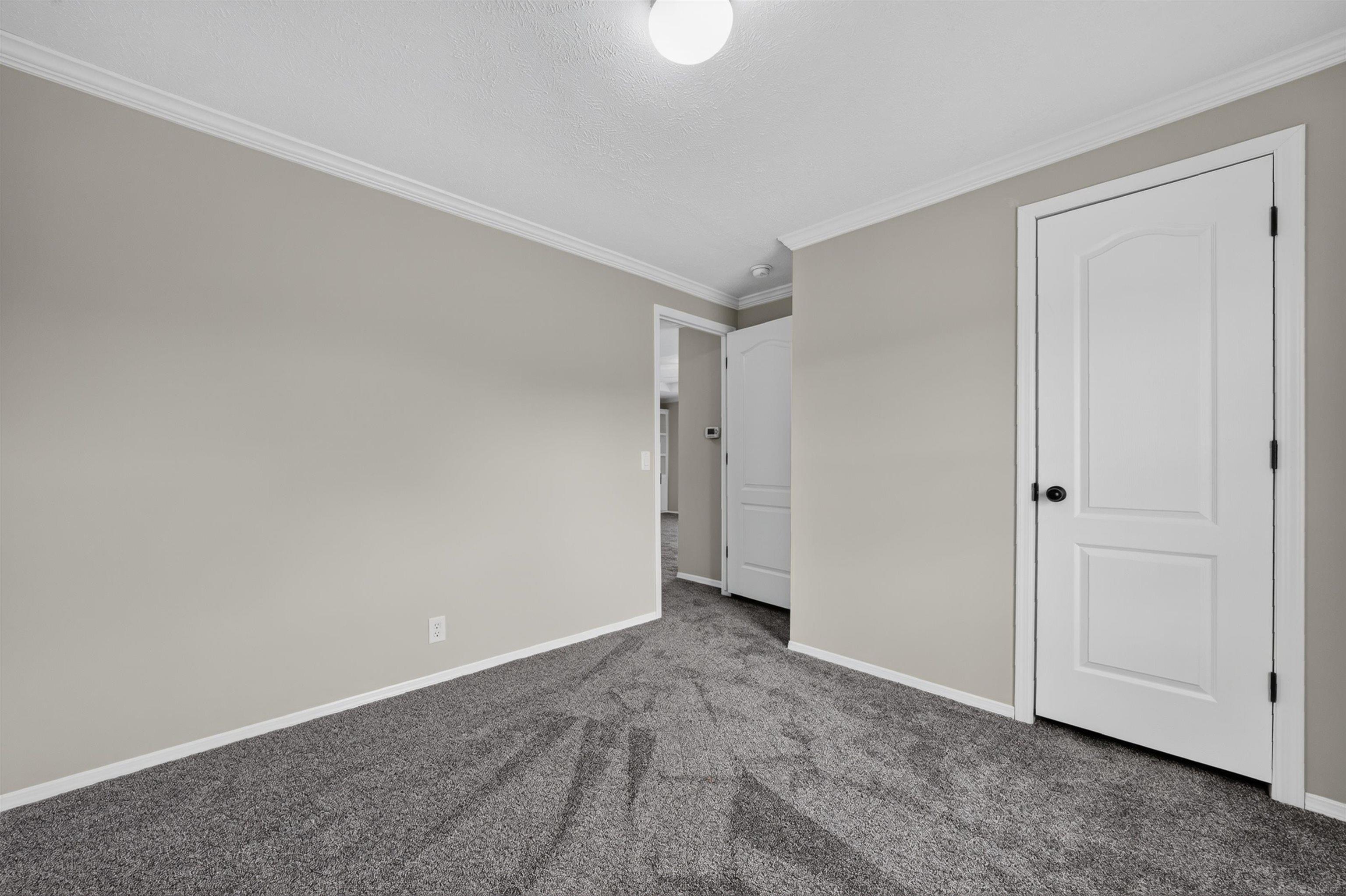 180 Riviera Drive Lapeer, MI 48446 - Photo 18 of 19 50212178-b26dae26-fc75-4fb8-8861-5d327a238872.JPG