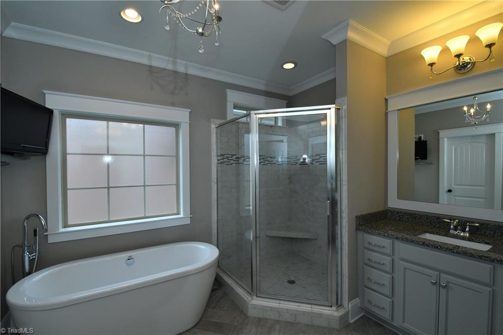 5565 Addlestone Road Winston-Salem, NC 27106 - Photo 12 of 29 Gallery Image 12