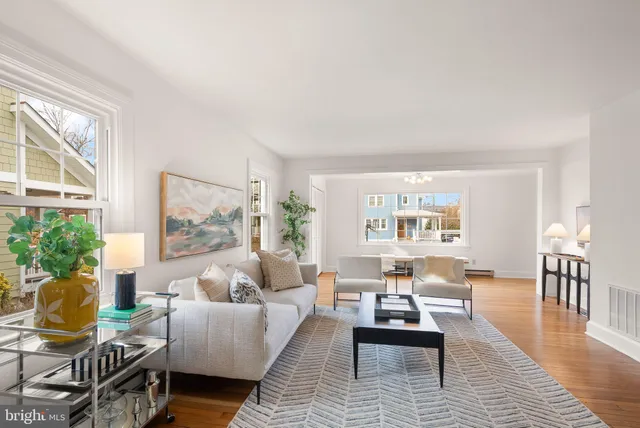 $1,250,000 | 724 25th Street South, Arlington, VA 22202