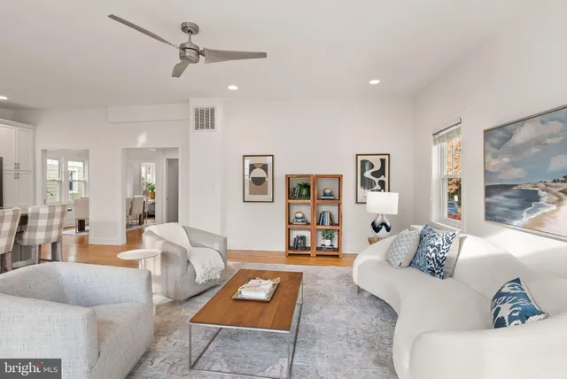 $1,250,000 | 724 25th Street South, Arlington, VA 22202