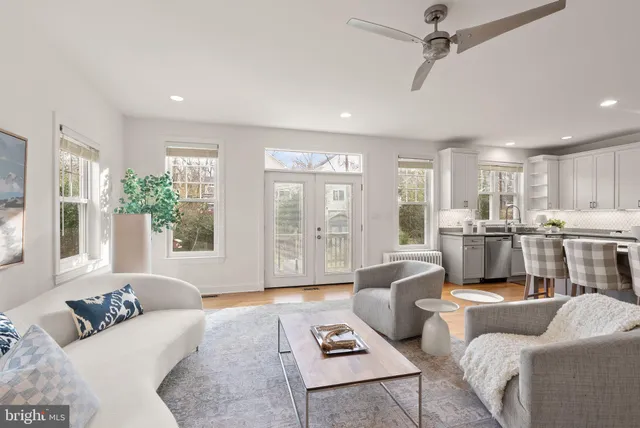 $1,250,000 | 724 25th Street South, Arlington, VA 22202