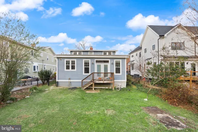 $1,250,000 | 724 25th Street South, Arlington, VA 22202