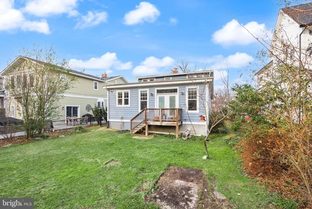 $1,250,000 | 724 25th Street South, Arlington, VA 22202