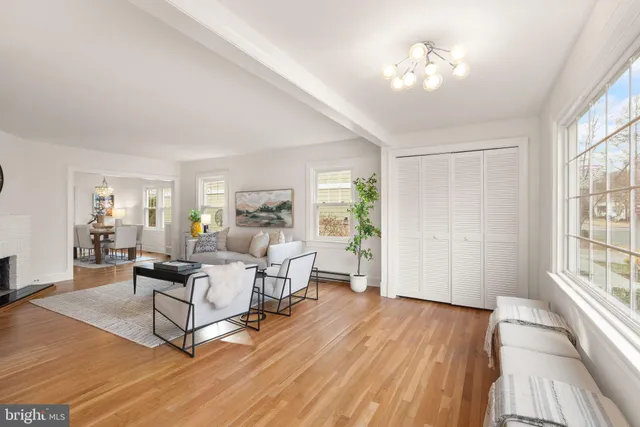 $1,250,000 | 724 25th Street South, Arlington, VA 22202