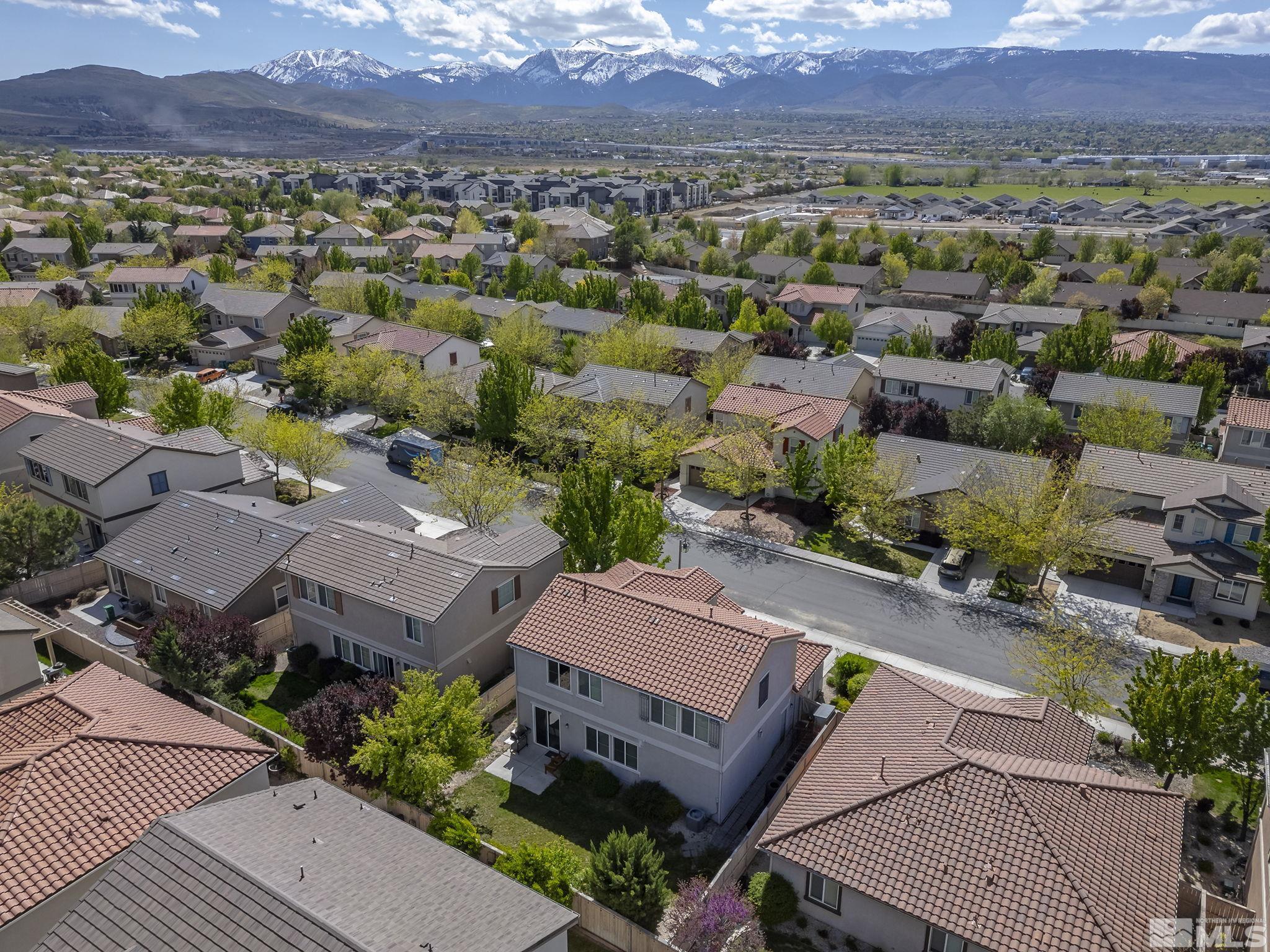 10854 Oakhaven Drive Reno, NV 89521 - Photo 29 of 38 an aerial view of residential houses with outdoor space