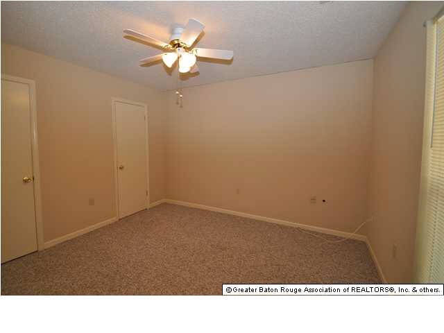 1842 Myrtle Ridge Drive Baton Rouge, LA 70816 - Photo 8 of 10