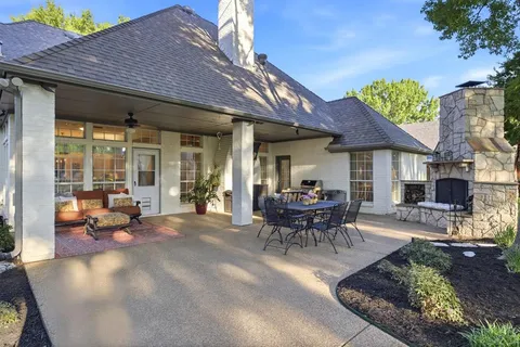 $960,000 | 5500 Sycamore Drive, Colleyville, TX 76034