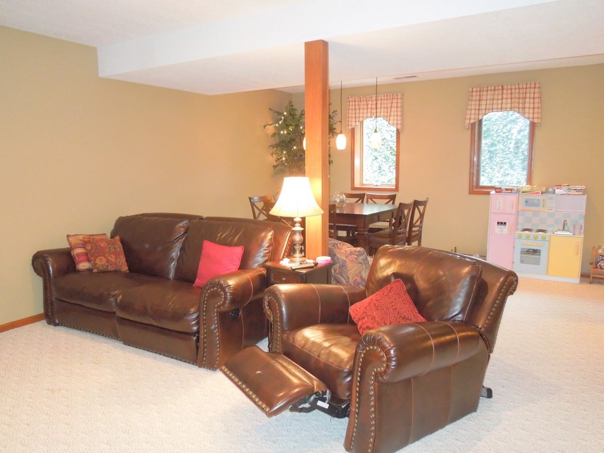 7716 Garman Road Auburn, IN 46706 - Photo 18 of 36
